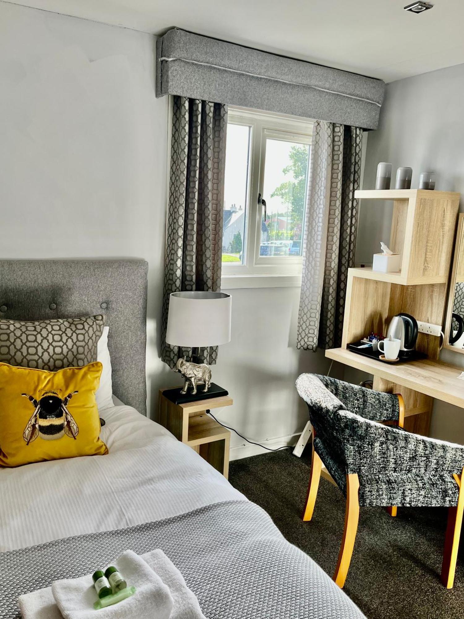 Scottish Equi B&B Lanark Buitenkant foto